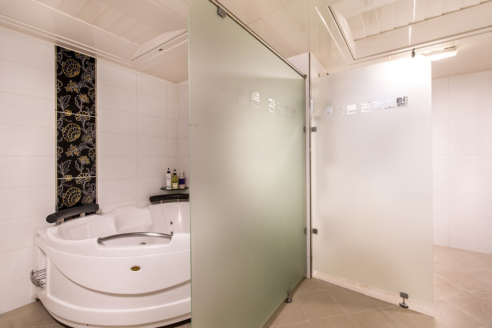 Hotel Tirol Сеул Екстер'єр фото